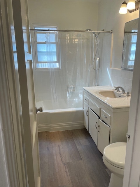 Photo - 111 Bennett Ave (Long Beach, CA)