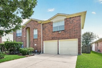 1806 Oak Ridge Dr