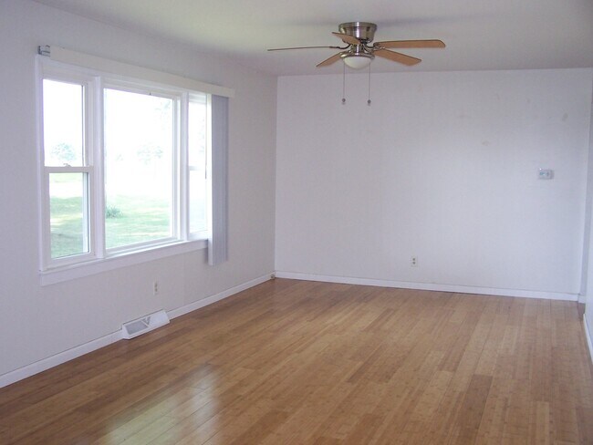 Foto del edificio - 12212 Price Rd