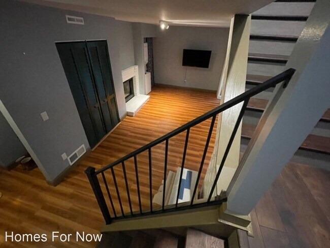 Building Photo - 2 br, 1 bath House - 8559 Maplebrook Parkway