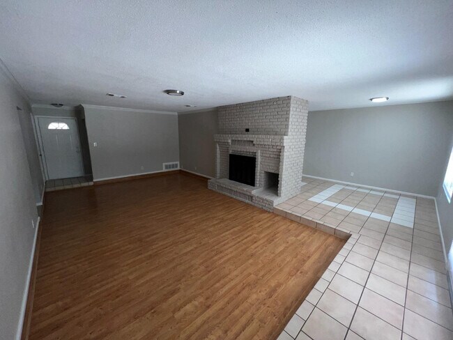 Foto del edificio - 4901 57th St