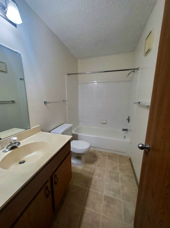 Interior Photo - The Grove of White Bear Lake