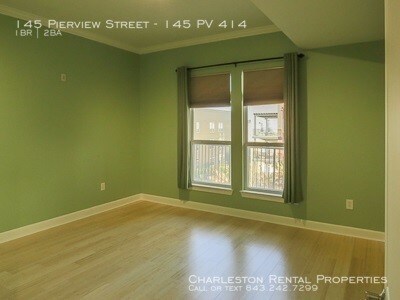 Building Photo - 145 Pier View St