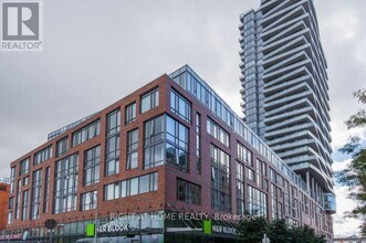 Building Photo - 3 Market St.