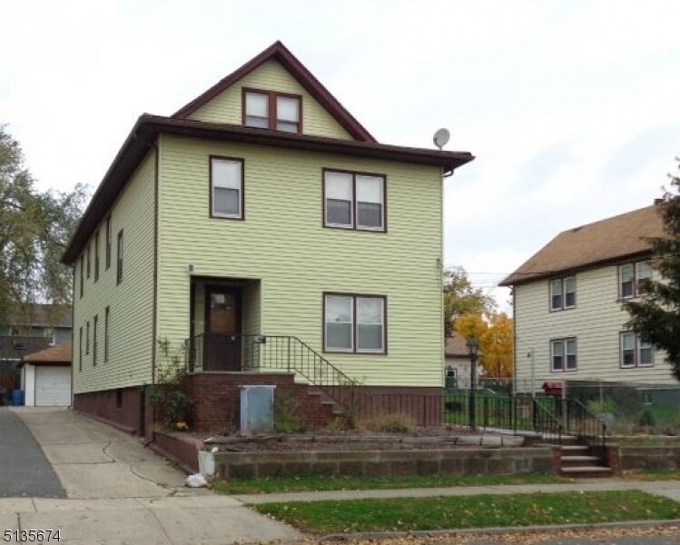 272 Union Ave, Clifton, NJ 07011 House Rental in Clifton, NJ