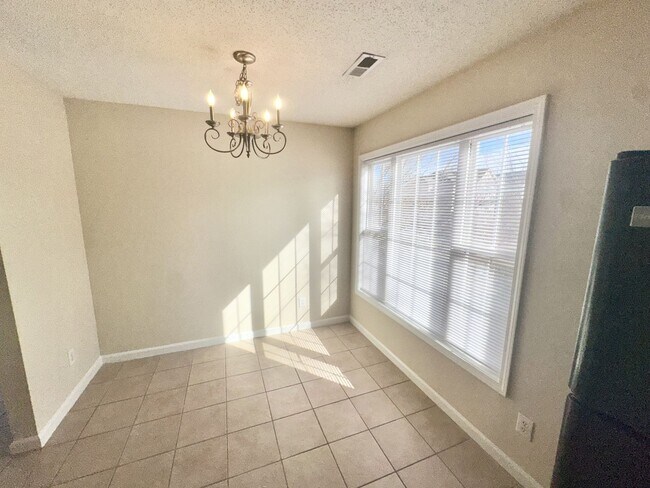 Building Photo - Avera Place 2nd floor Condo