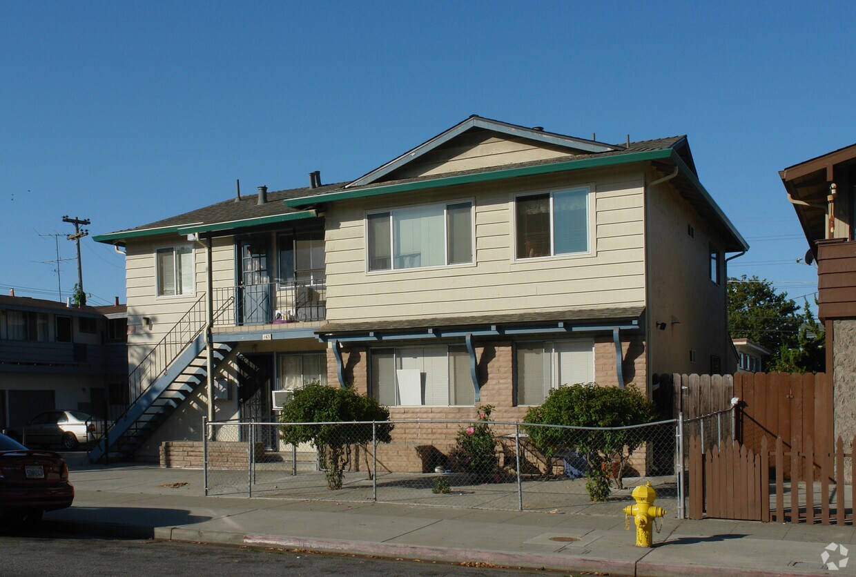 Building Photo - 163 Alexander Ave
