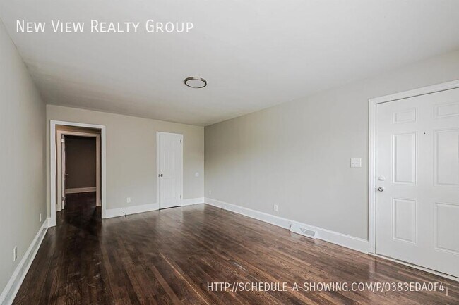 Foto del edificio - 3421 Meredith Ave