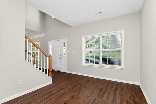 Foto del edificio - Recently Updated 4BD/2.5BA Home in Melbourne Community of Huntersville!