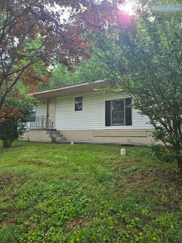 Foto principal - Charming 2-Bed Gem on Ashmore Ave