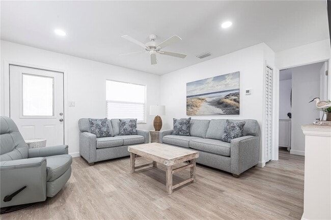 Building Photo - 6020 Midnight Pass Rd