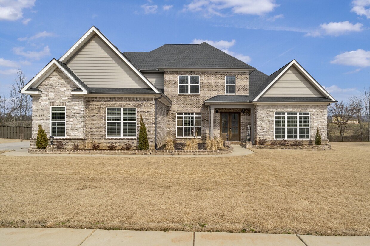 Primary Photo - 333 Merrydale Dr
