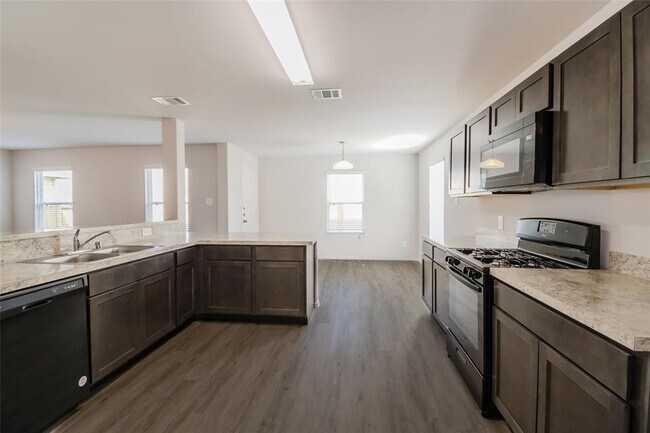 Building Photo - 4814 Sessile Trl