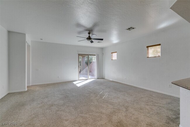 Foto del edificio - 4013 Gliding Gulls Ave