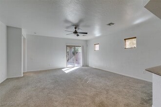 Building Photo - 4013 Gliding Gulls Ave