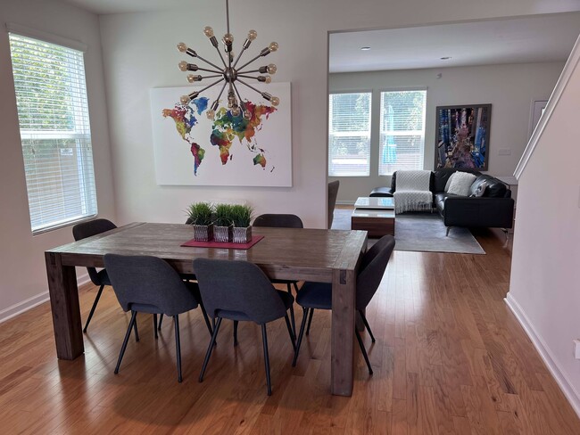 Foto del edificio - 390 Southwilde Way