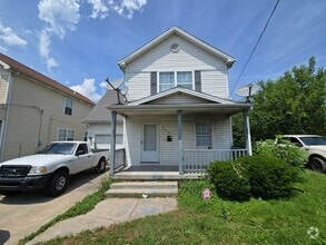 Building Photo - 401 Sherman St