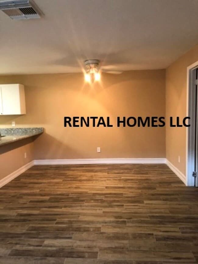 Photo - One Story Patio Home, Minutes Away From UCF, Technology Park, & the E/W Expressway