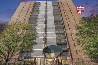 Building Photo - 407 Eudora St