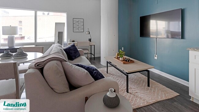 Building Photo - 222 E Saratoga St