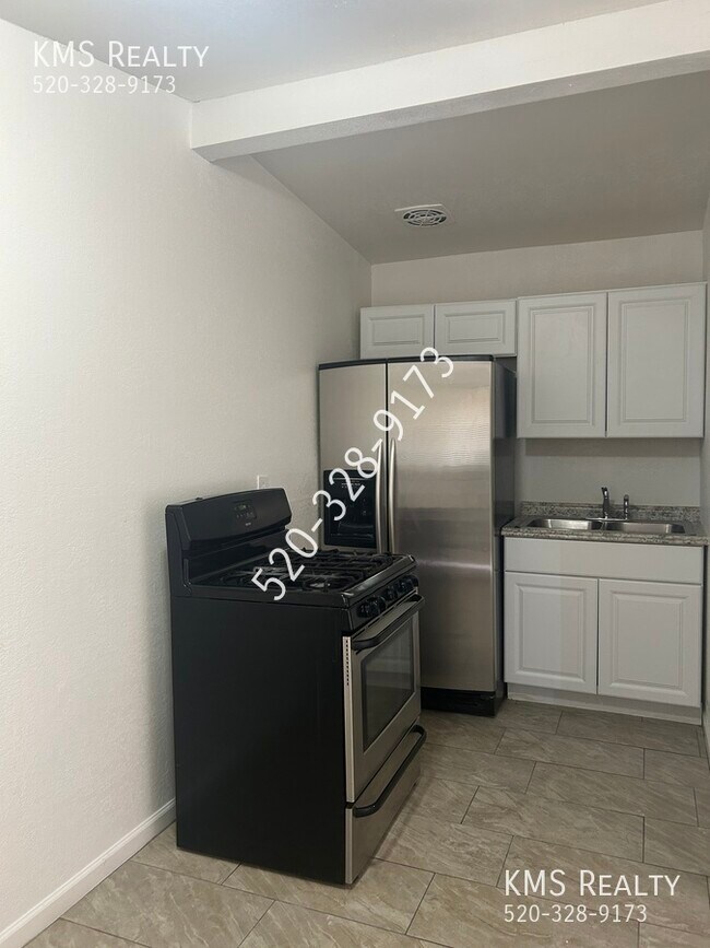 Foto del edificio - 1 Bed / 1 Bath Unit - OWNER/AGENT