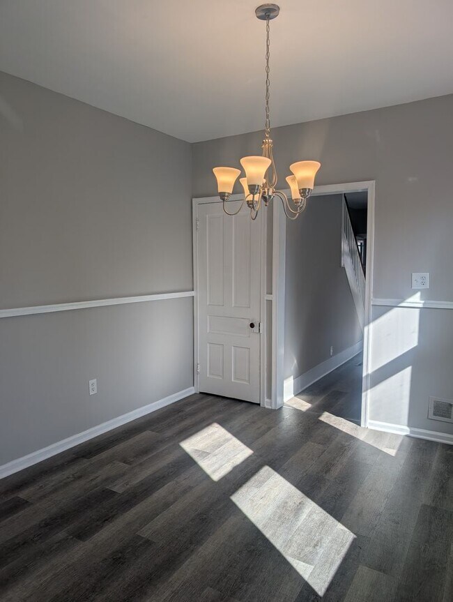 Foto del edificio - 2 Bedroom House for Rent