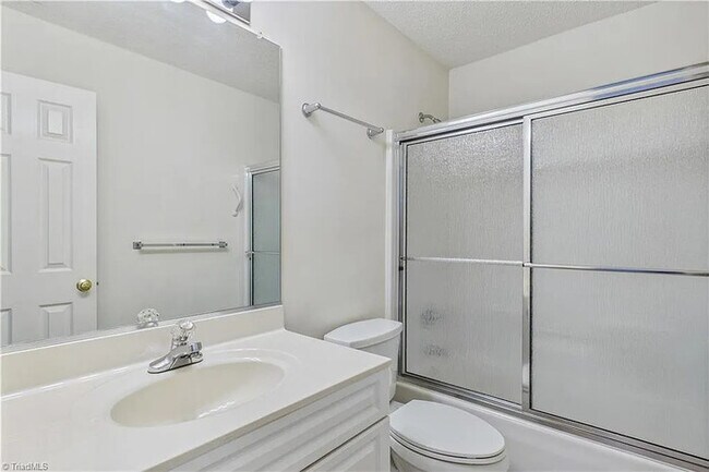Building Photo - Build Equity While Leasing - Lease to Own