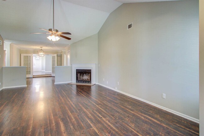 Building Photo - 156 Pecan Grove Avenue, Goose Creek, SC 29...
