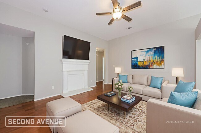 Foto del edificio - 406 Lone Star Park Ln