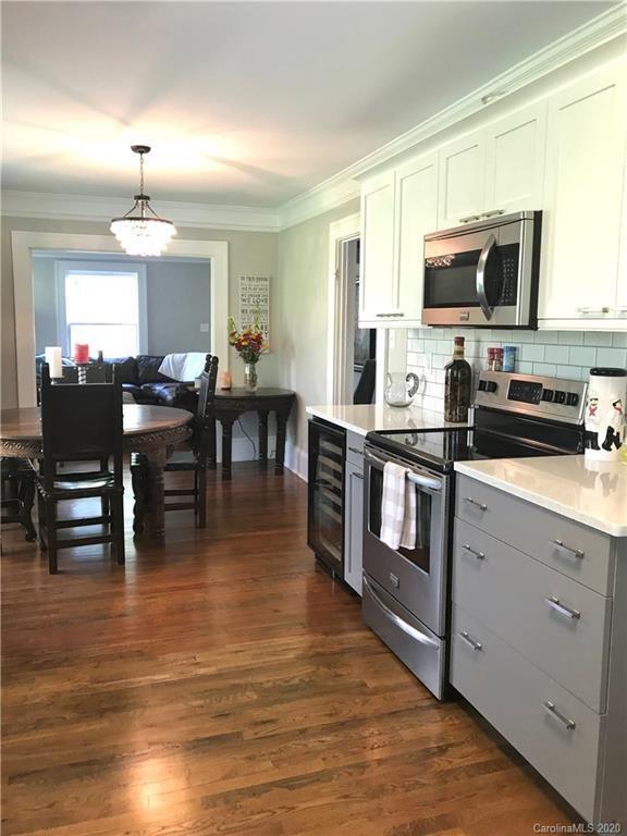 Building Photo - 1339 5th St NE