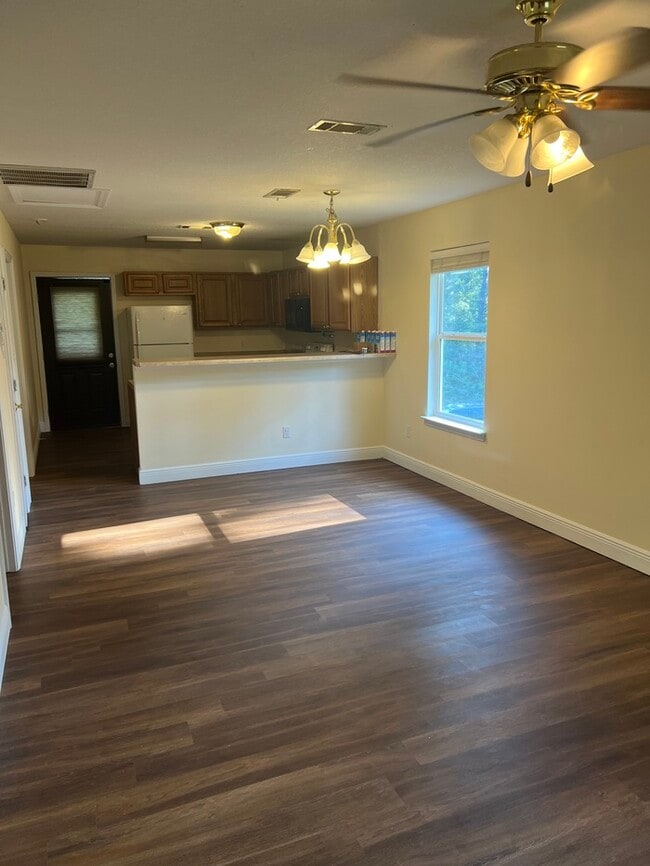 Photo - Beautiful 2/1 House in pass Christian, MS