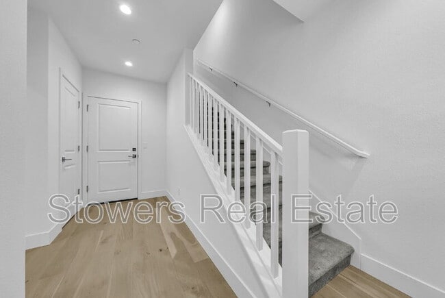 Building Photo - 2106 Ivory Ter