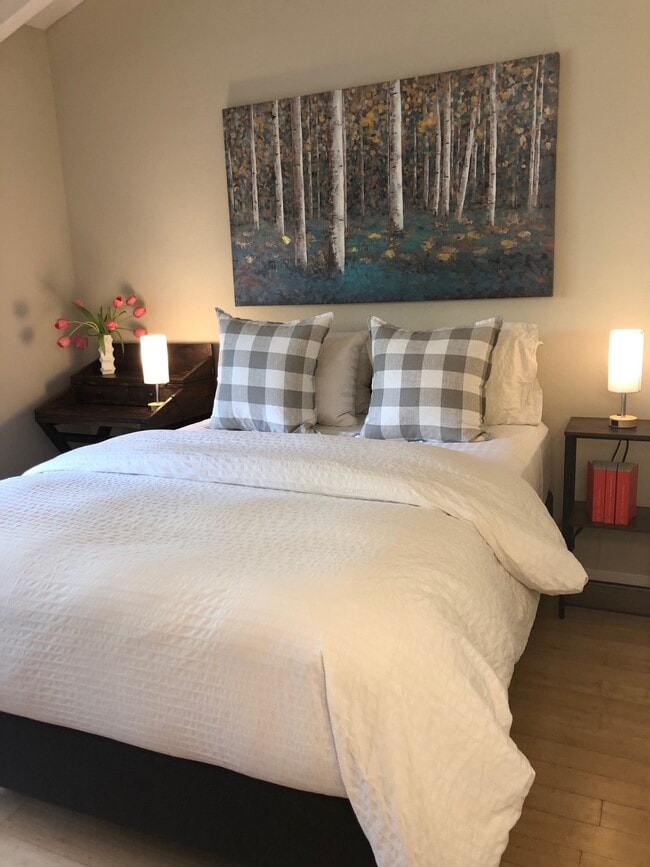 976 Miramonte Dr, Santa Barbara, CA 93109 Townhome Rentals in Santa