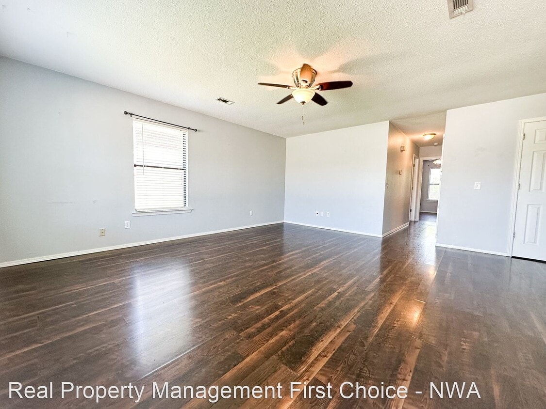 Primary Photo - 2 br, 1.5 bath House - 5903 Samantha St. U...