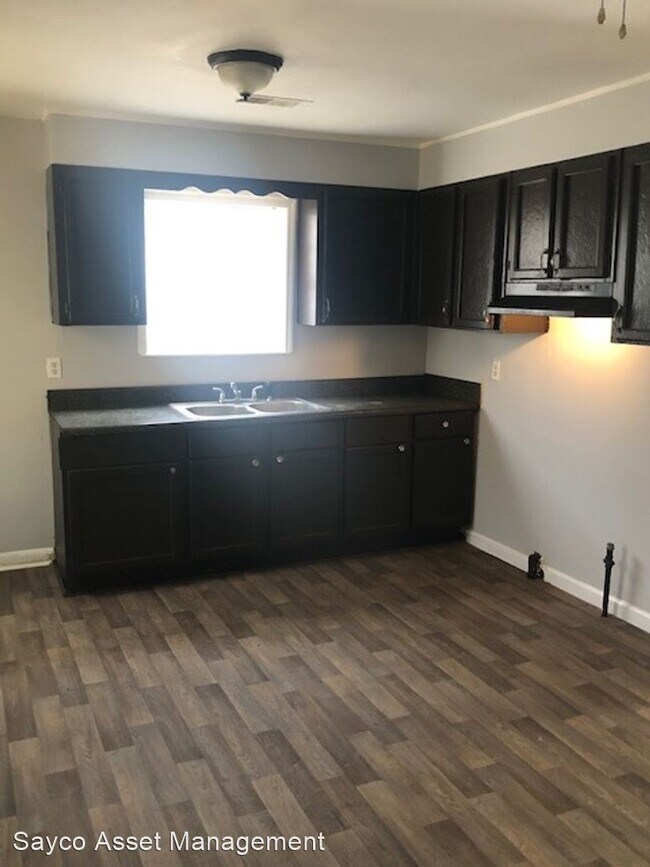 Building Photo - 3 br, 1 bath House - 6140 Owens St