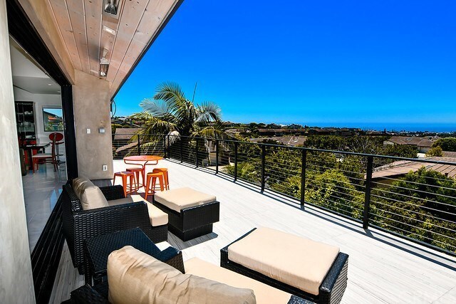 Building Photo - 28 Sky Sail Dr