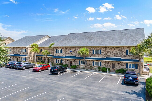 Building Photo - 208 Double Eagle Dr