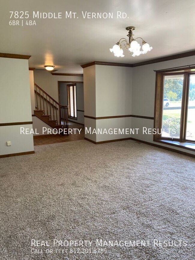 Foto del edificio - 6 Bedroom, 4 Bath West Side Home