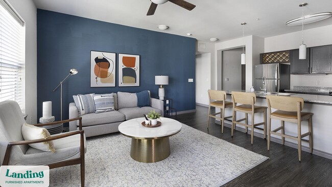 Foto del edificio - 650 S Main St