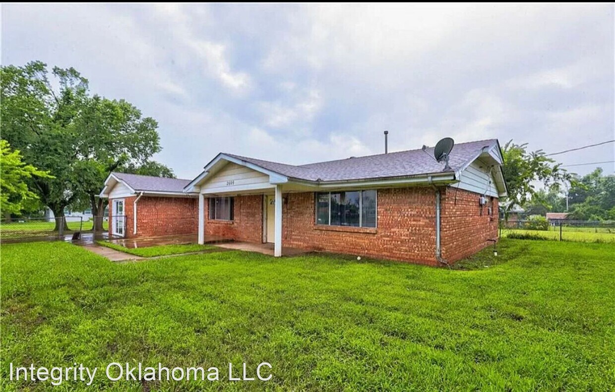 Primary Photo - 3 br, 1.5 bath House - 2609 S. Air Depot