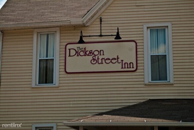 Foto del edificio - 5 br, 4 bath Apartment - 301 W. Dickson ST