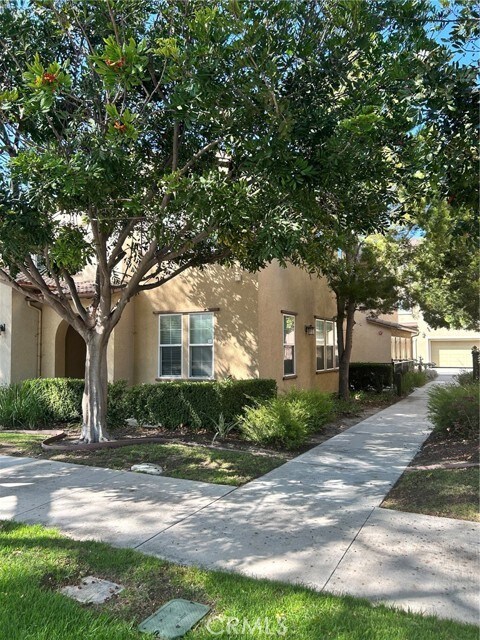 Foto del edificio - 621 Forest Park Blvd