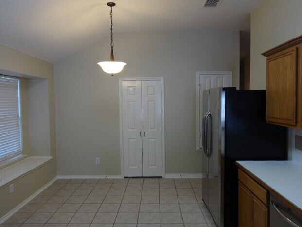 Foto del edificio - 4848 Carrotwood Dr