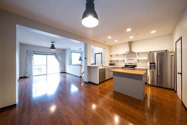 Foto del edificio - 13858 52nd Ave N