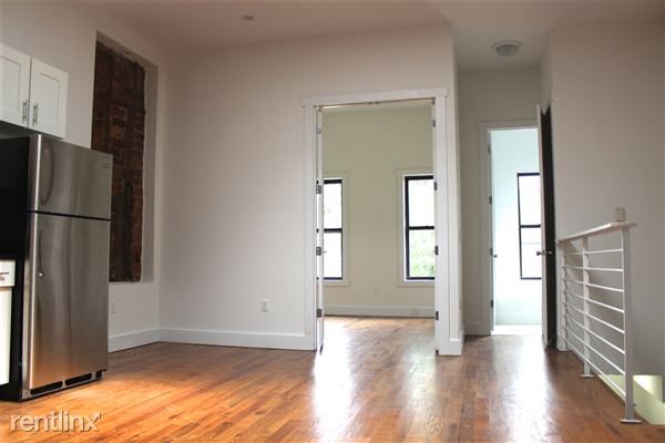 Building Photo - 1115 Madison St