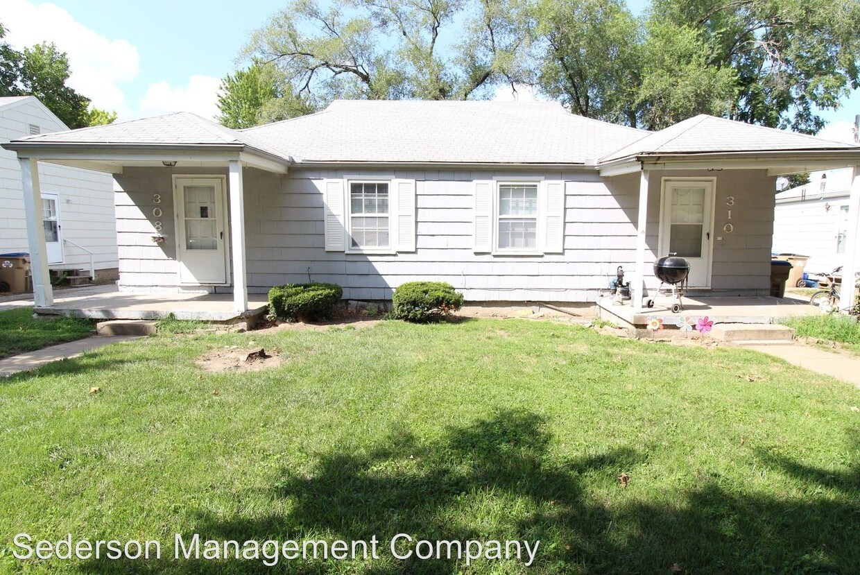 Primary Photo - 308 E 27th Ave