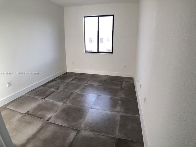 Foto del edificio - 497 SW 91st Ct