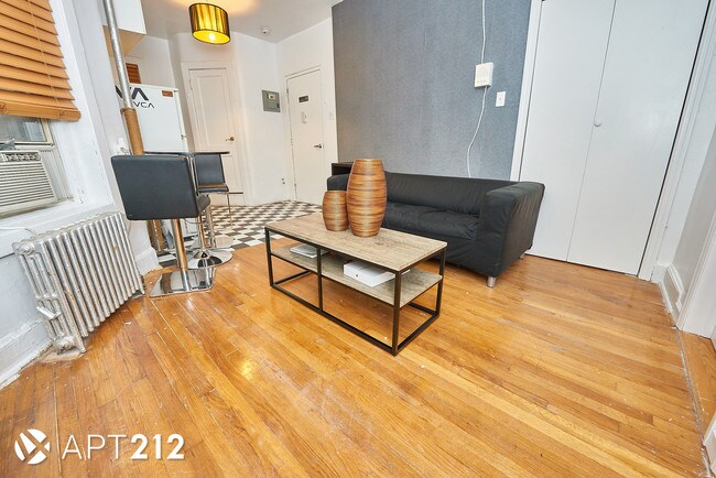 Foto del edificio - 251 Elizabeth St