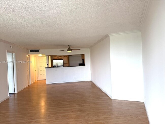 Building Photo - 3800 N Hills Dr