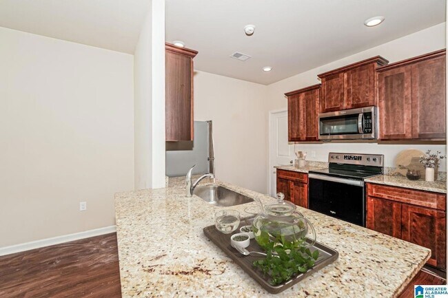 Foto del edificio - 6380 Rainbow Row